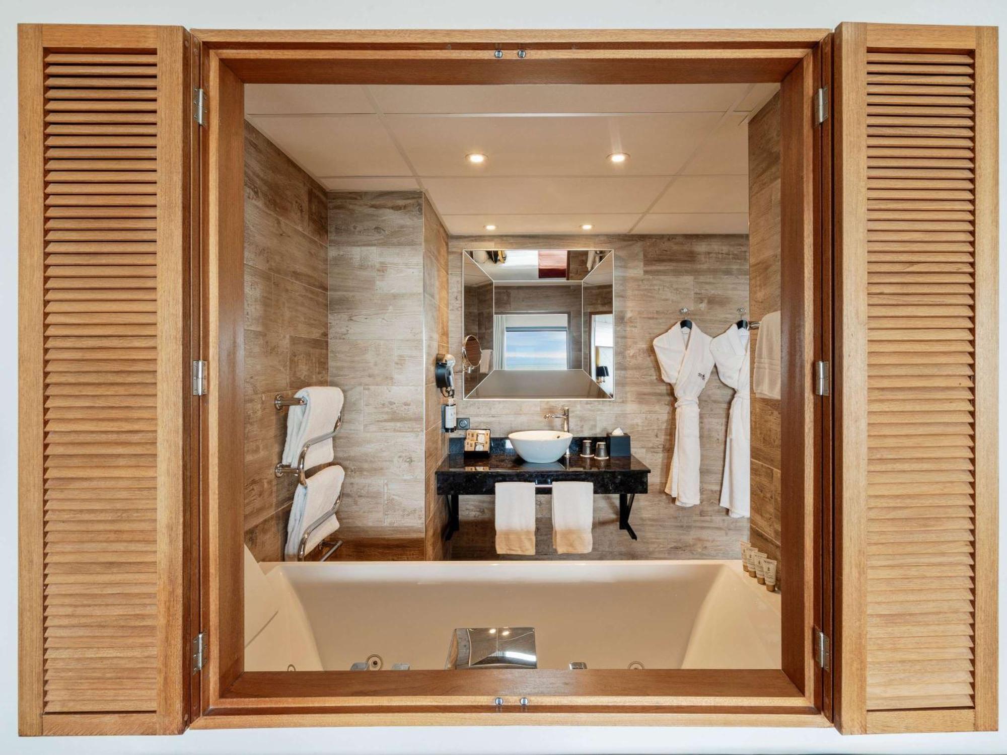 Cote Ouest Thalasso & Spa Les Sables D'Olonne - Mgallery Collection لي سابلِ دولونْ المظهر الخارجي الصورة